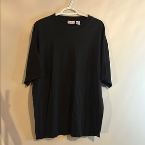 Black Short Sleeve Crew Neck Tee